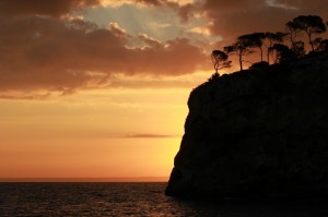 Sunrise in Cala Portals